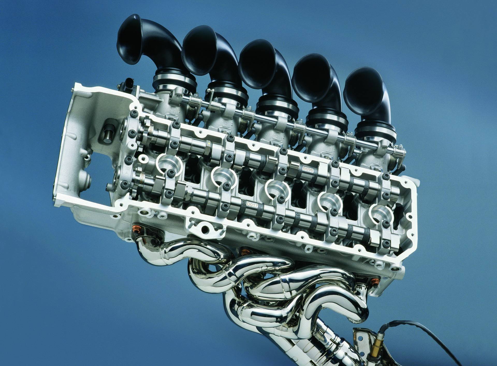 Двигатель BMW S85 V10 - легендарный мотор из Баварии 5
