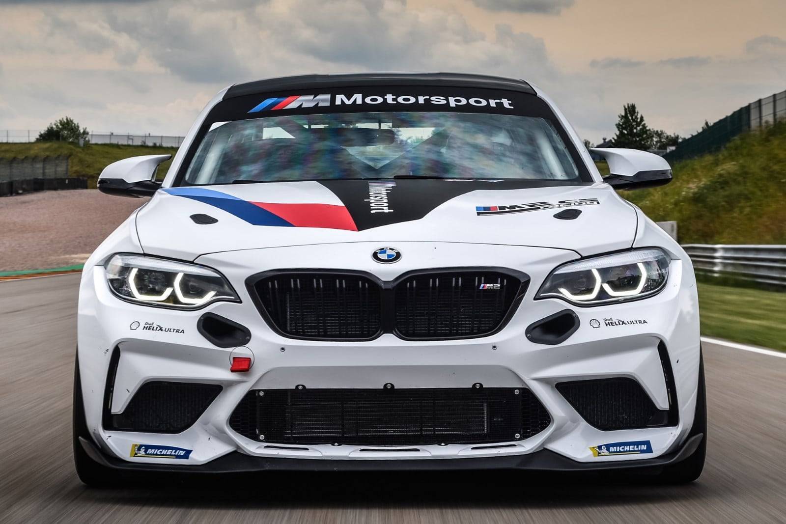 Новый BMW M2 CS Racing выступит в Нюрбургринге в 2021 году 1