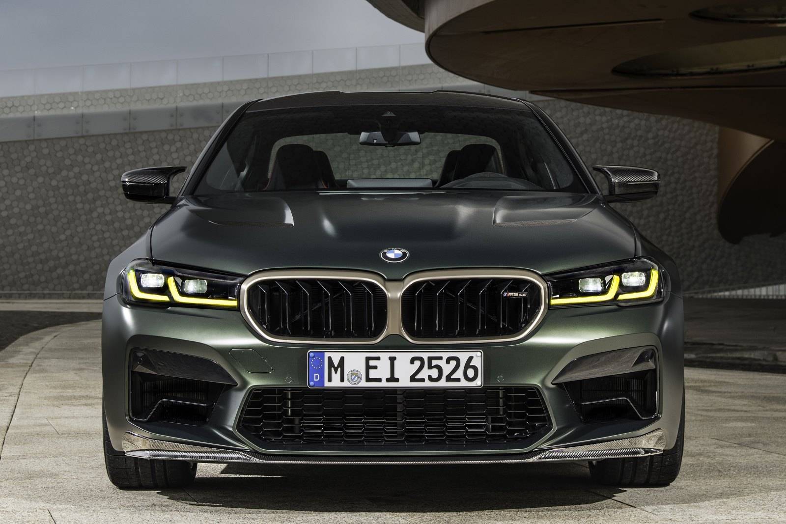  BMW M5 CS F90 -   