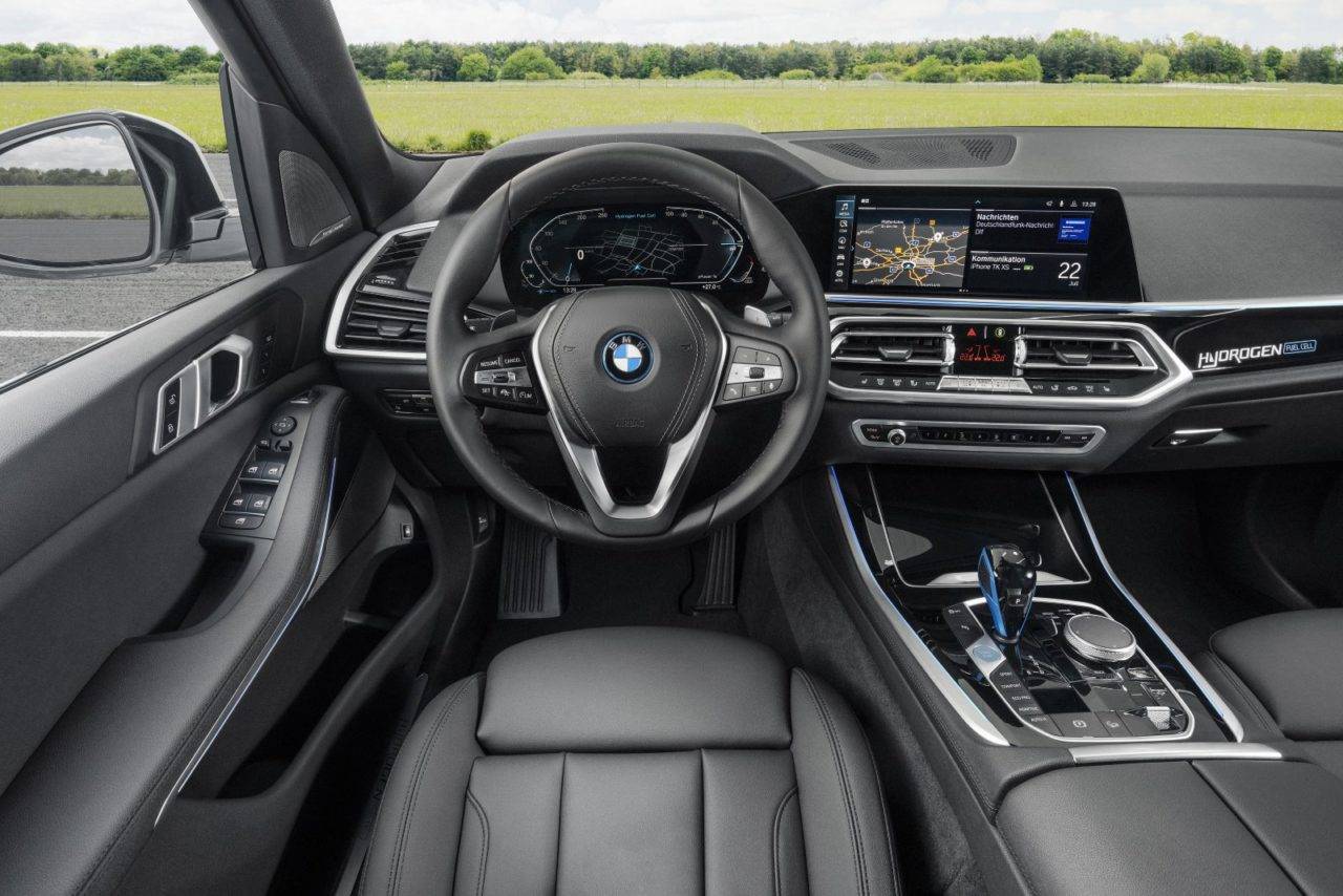Bmw ix салон