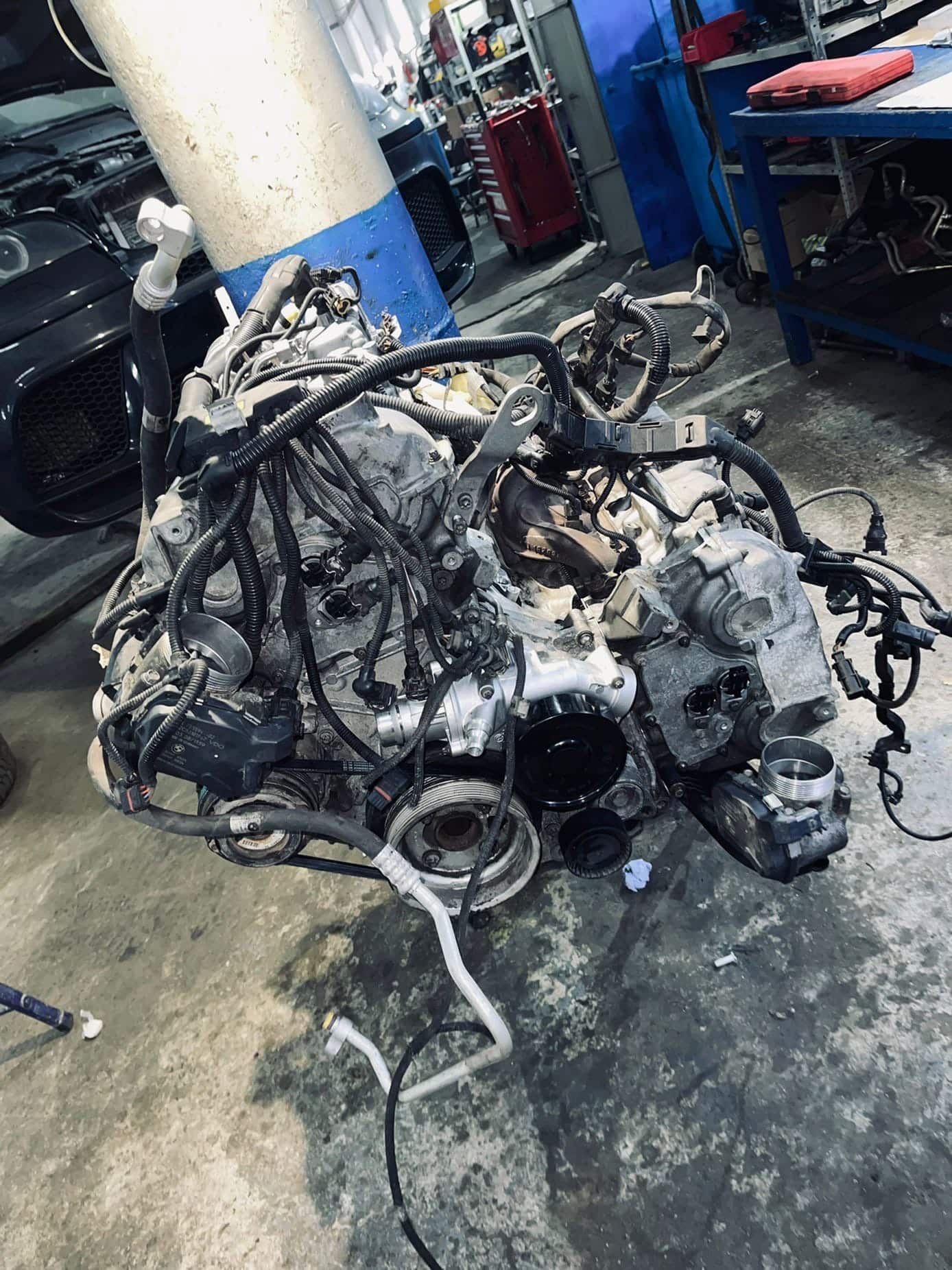 BMW X6 E71: капитальный ремонт двигателя N63 5