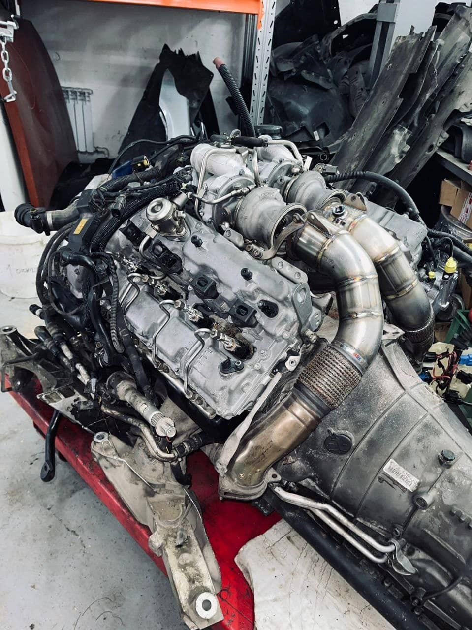 Ремонт двигателя N63 на BMW 7 F02 5