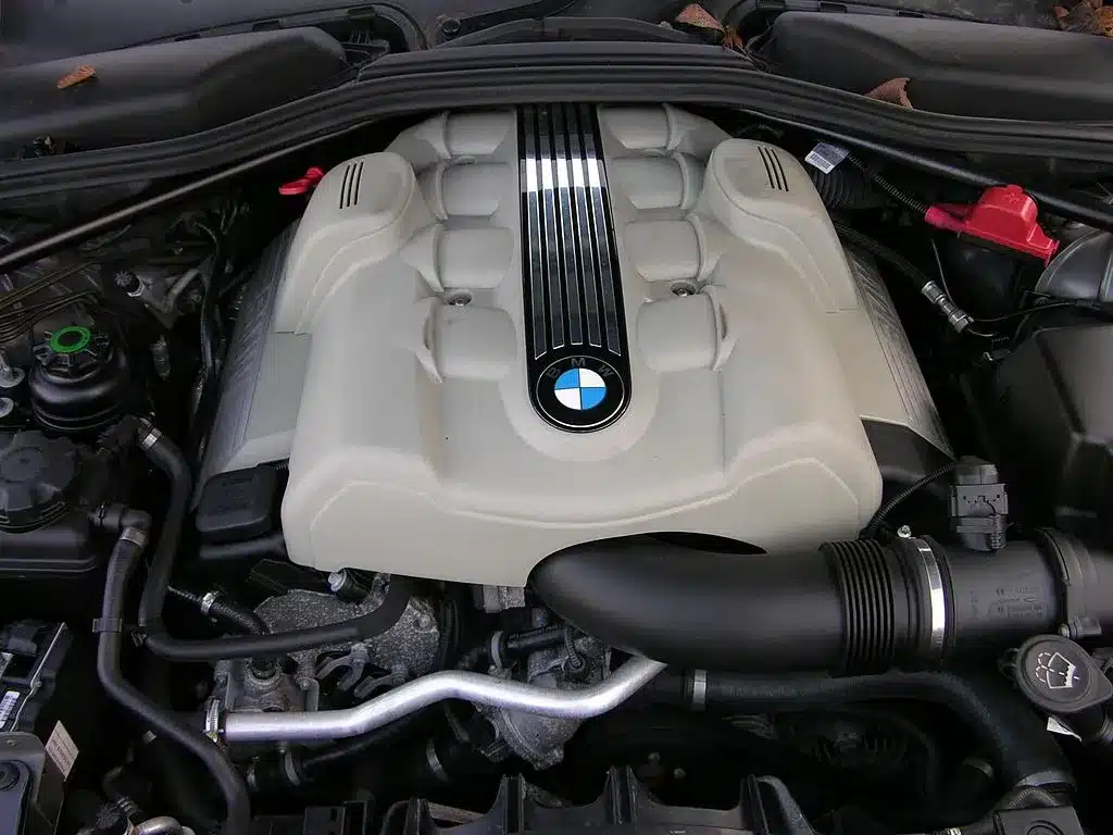 Обзор двигателя BMW N62, его неисправности и рекомендации 3