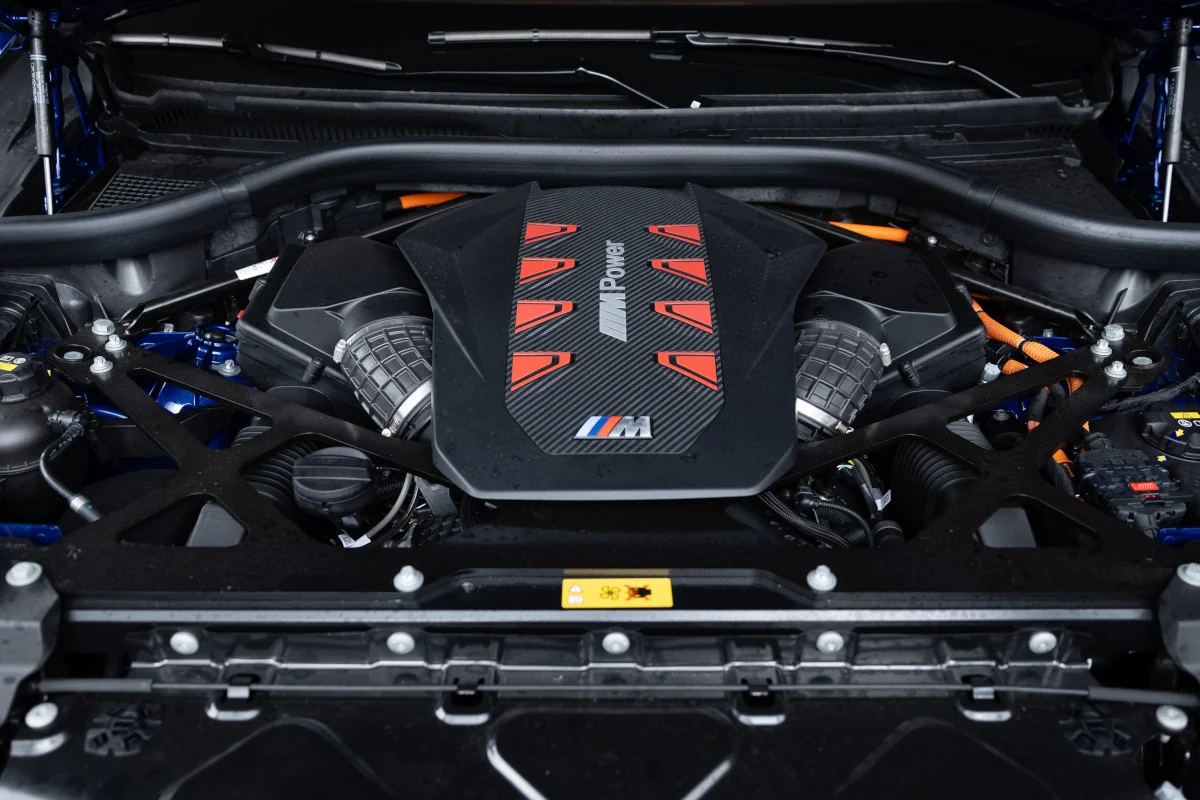 BMW M: гибридный привод