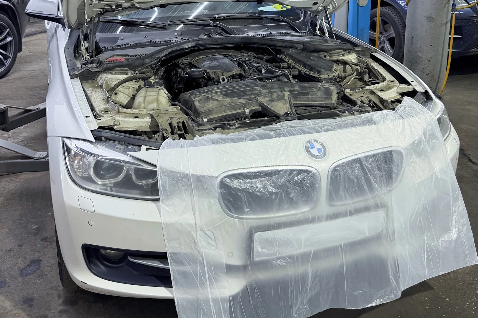 BMW 320d F30 Ремонт системы впуска двигателя N47
