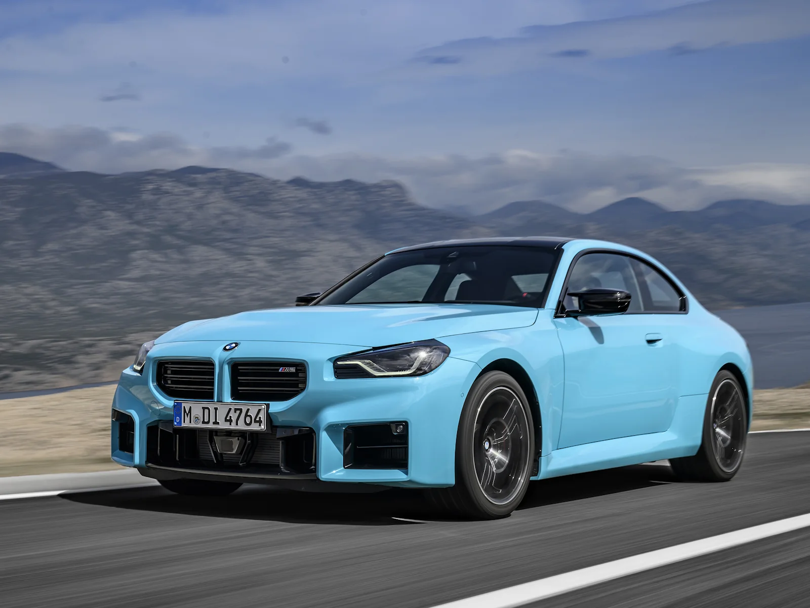 Новый BMW M2 G87 с системой M xDrive и M Ignite