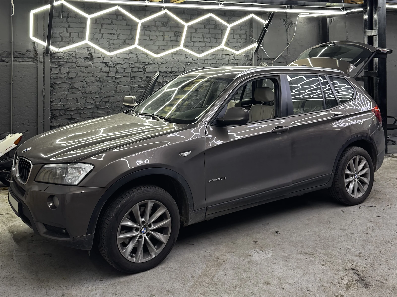 Дооснащение электрофаркопом BMW X3 F25 под ключ